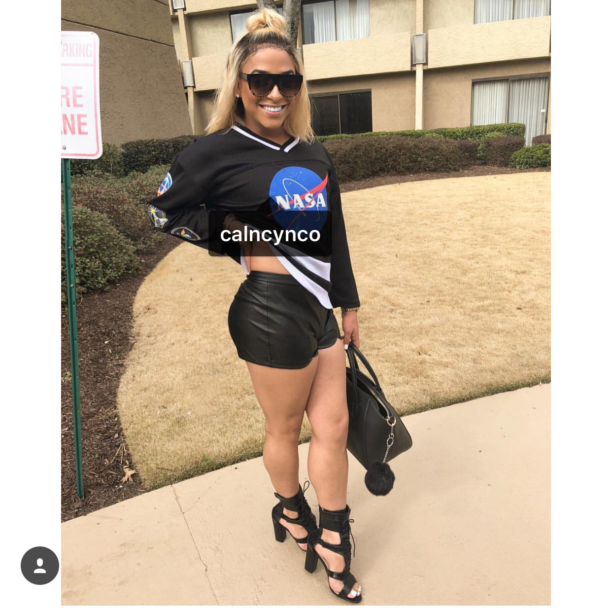 Blonde with dark roots straight