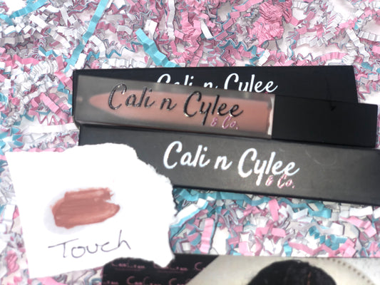 Touch-Matte Liquid Lipstick